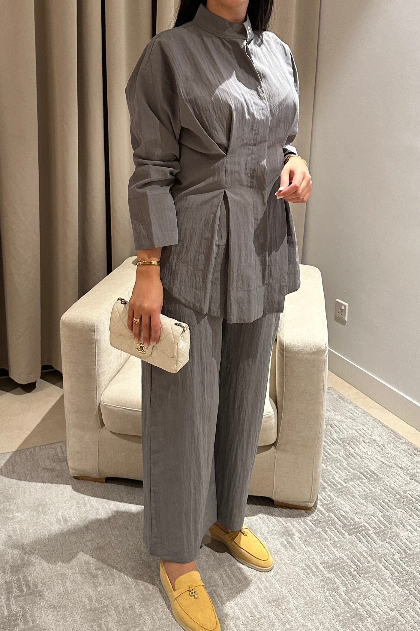 Classic Ensemble Grey